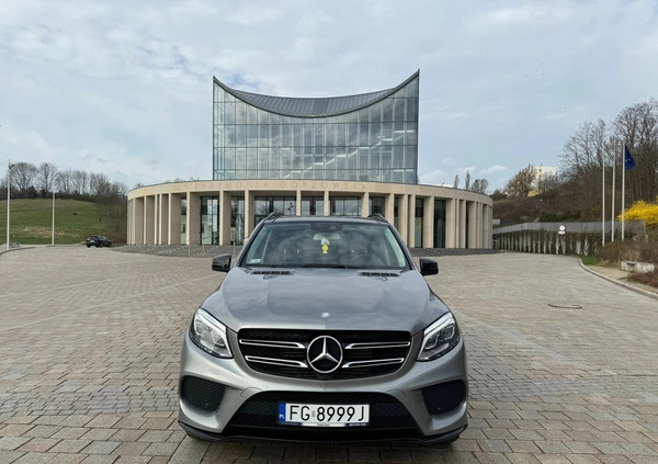 Mercedes-Benz GLE cena 141000 przebieg: 167000, rok produkcji 2015 z Opoczno małe 121